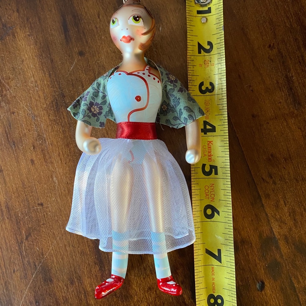 Lady Christmas ornament - Picture 4 of 4